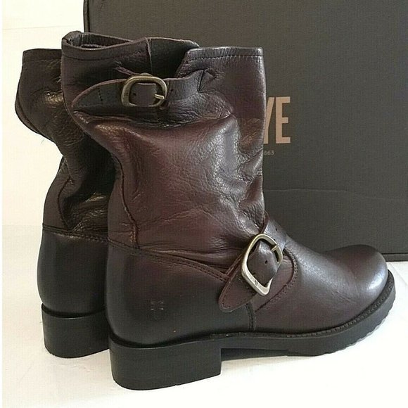 Frye Women's Veronica Short Leather Boots - Picture 5 of 8